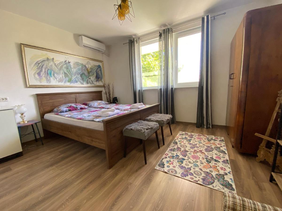 Guest House Hei Taka Sosopol Exterior foto