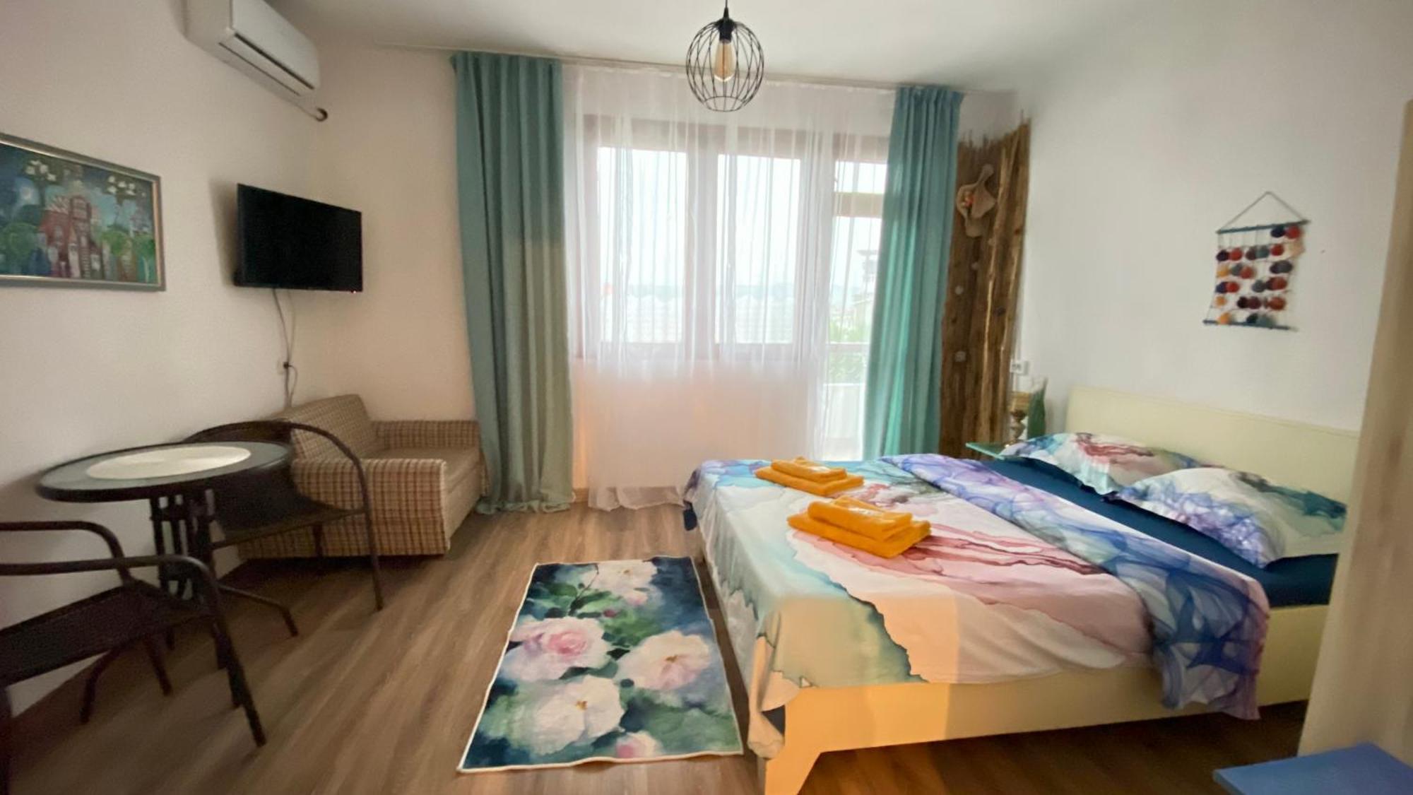 Guest House Hei Taka Sosopol Exterior foto