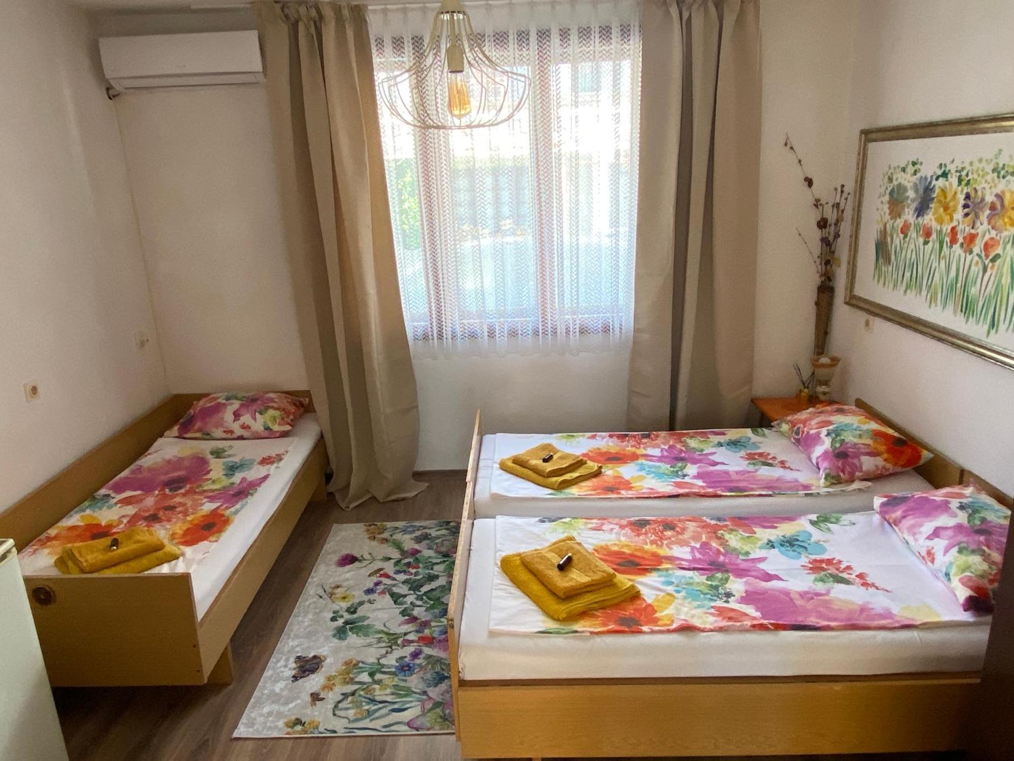 Guest House Hei Taka Sosopol Exterior foto