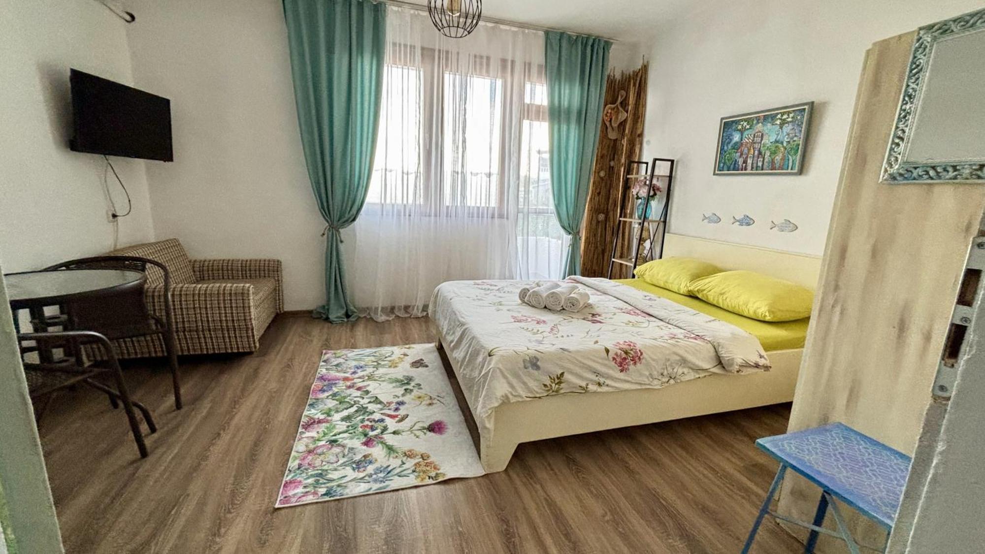 Guest House Hei Taka Sosopol Exterior foto